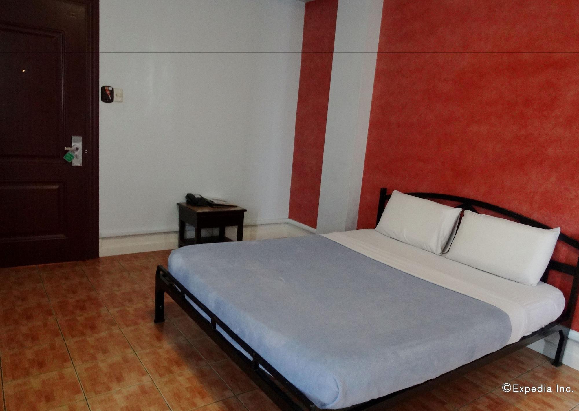 My Hotel Davao Bagian luar foto