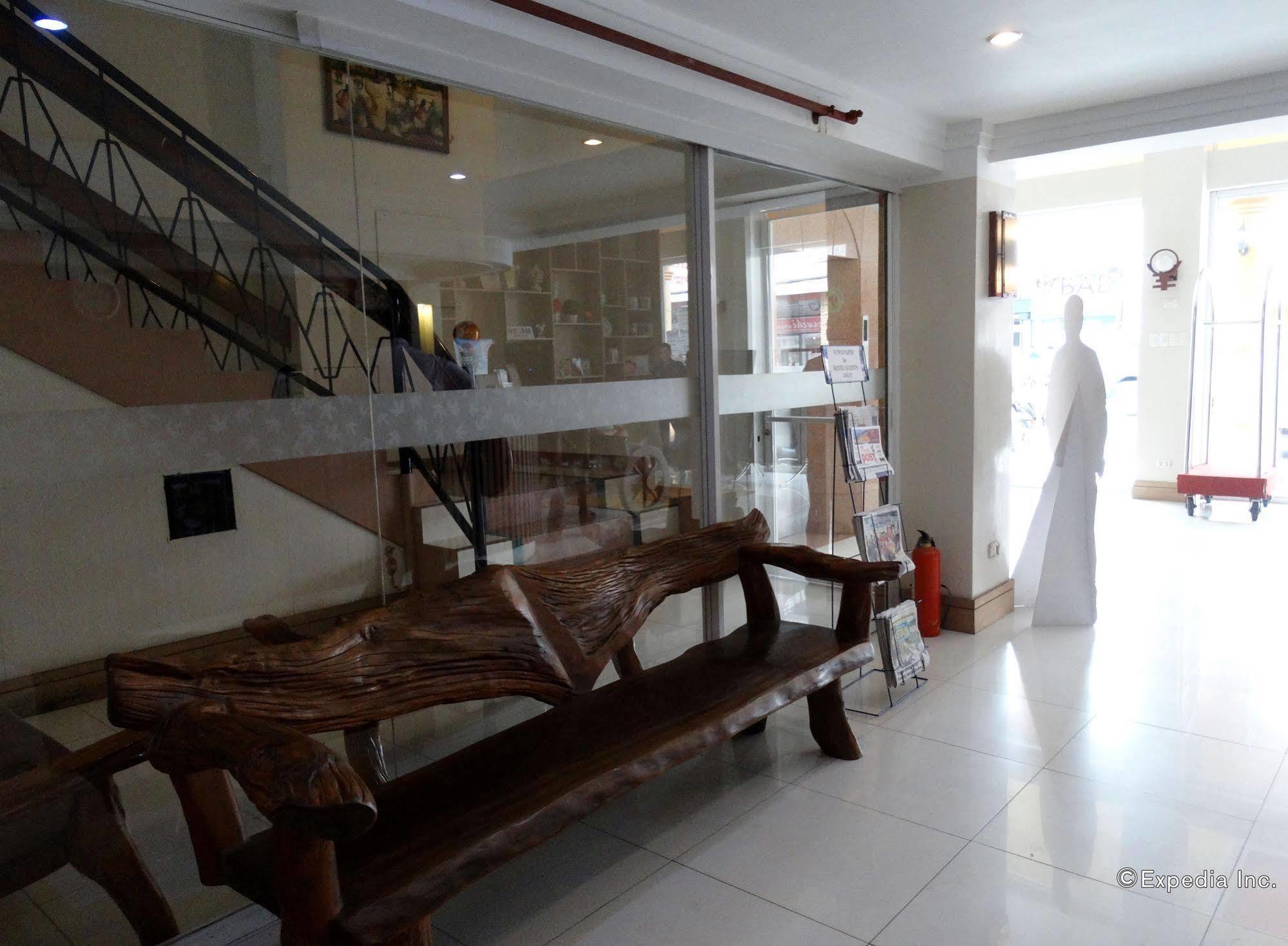 My Hotel Davao Bagian luar foto